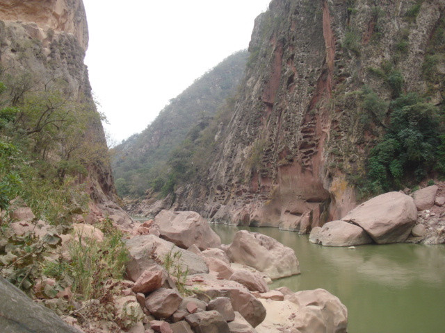 El Angosto de Villamontes. Villamontes canyon