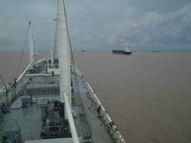 Navigation on Rio de La Plata