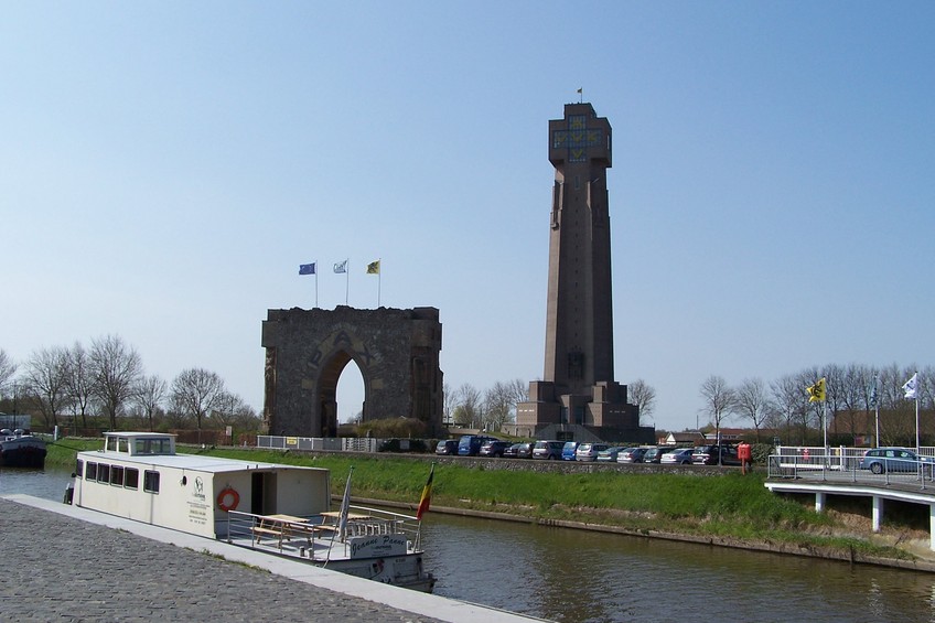 IJzertoren (Yser Tower) in Diksmuide
