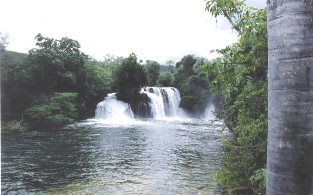 Waterfall (Cachoeira do Redondo)
