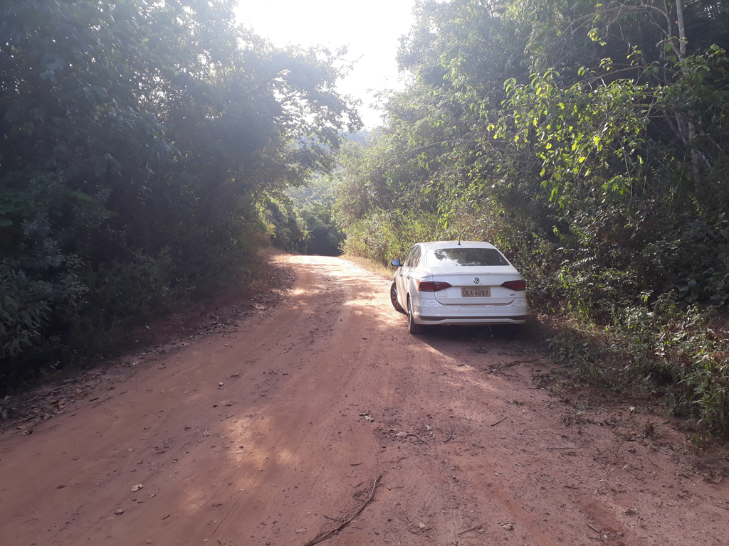 Paramos o carro a 3.200 metros da confluência - we stopped the car 3,200 meters to the confluence