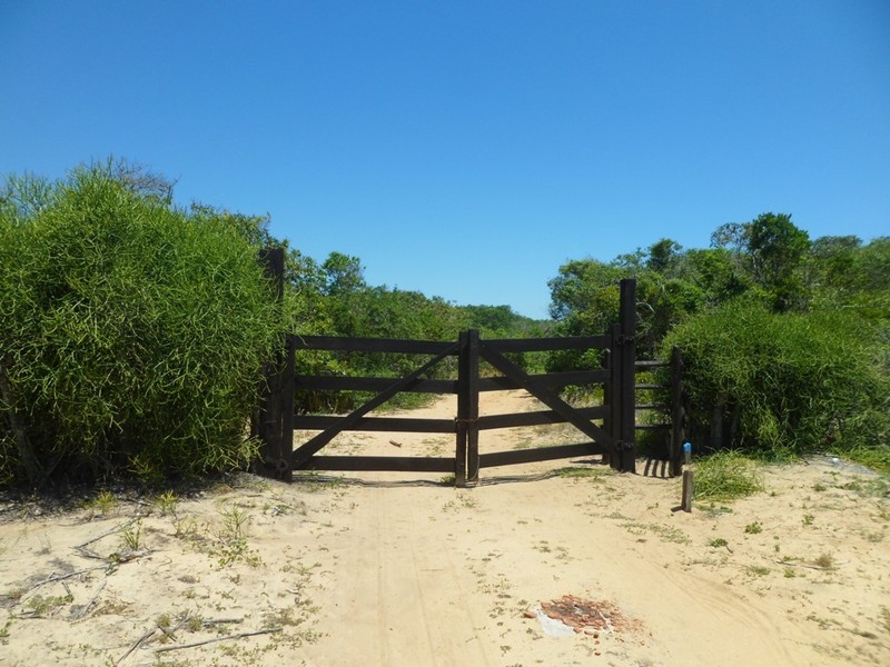 Entrada da fazenda onde se localiza a confluência - entrance of the farm where lies the confluence
