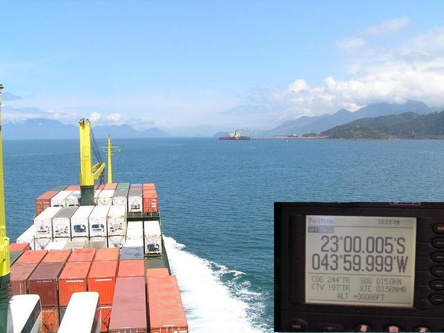 West view: La Guaíba Terminal and GPS reading