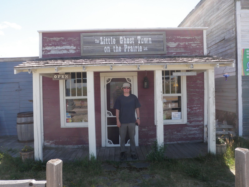 The Little Ghost Town on the Prairies - Del Bonita