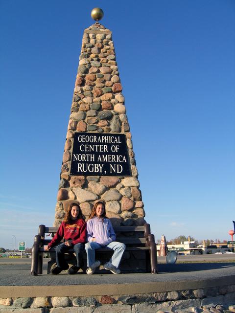 Monument at the geographic center of North America