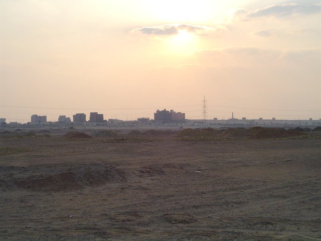 View to the west of 30N 31E - note the new buildings since the first visit.