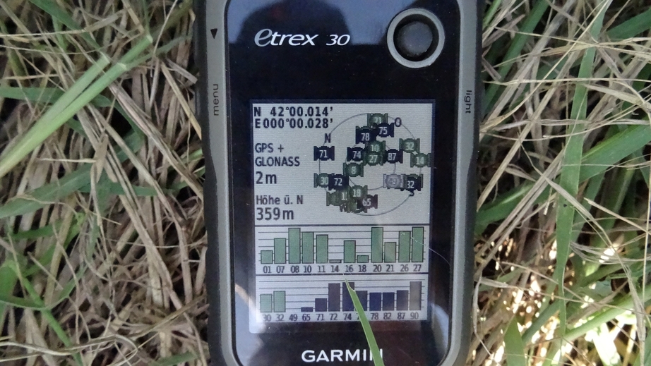 GPS reading in 46 m distance to the CP 42N 0