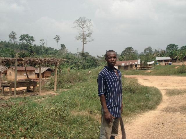 Village of cocoa farmers (some 800 m from site)
