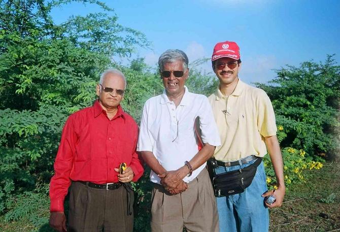 Nagaraj, Nath and Lakshman at 10N79E