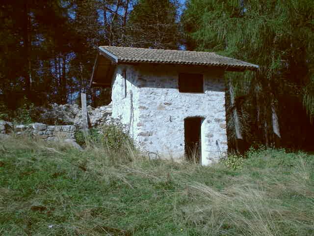 A small stone house, 200m from the point
