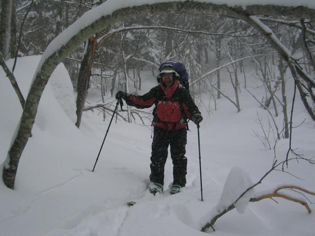 Mitch in the heavy snow of our 1st day.