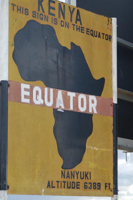 Equator mark by the main road