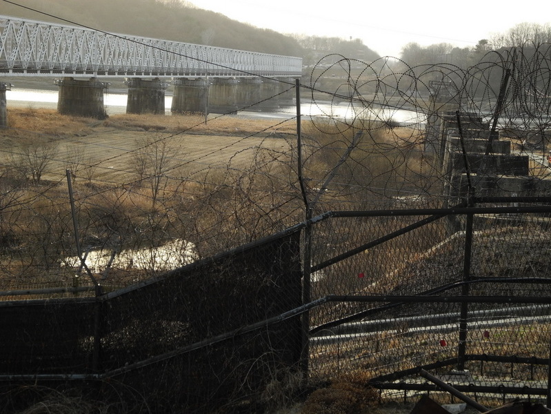 The bridge cross over to North Korea
