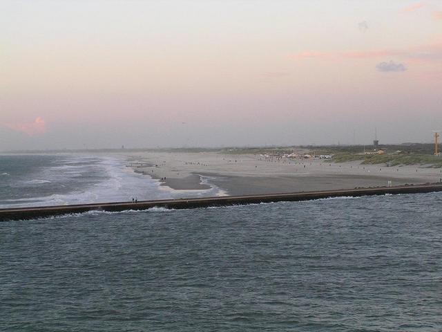 The sandy beach north of the Nieuwe Waterweg at the Western coast of the Netherlands