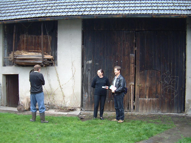 The farmer, the farmer's wife and Mark Pautz at the confluence (99 Zlote Lany, Jankowice, Poland).