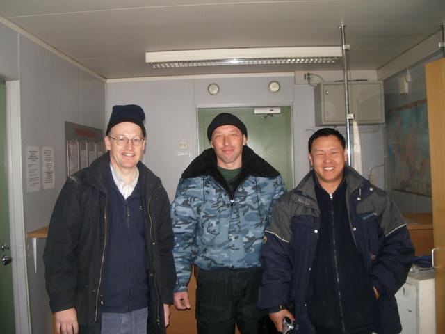 Farewell to Sergei at Russian customs on the Finnish border