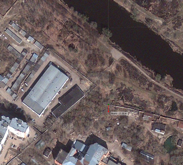 Забор и точка на спутниковом снимке / The wall and CP on a satellite image