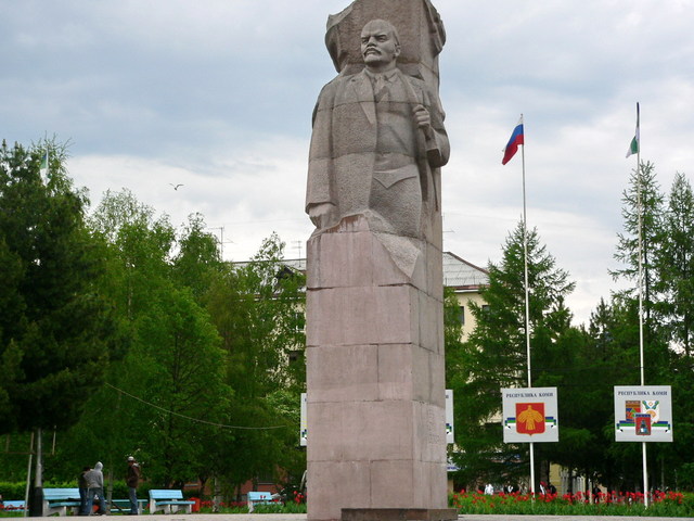 Lenin monument in Syktyvkar
