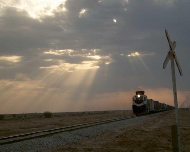 Freight train from Riyād to Dammām