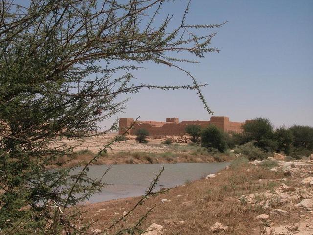 Abū Jifān Fort in all its majesty