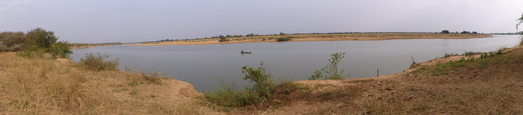#1: E-S-W panoramic view from the Chari river north bank