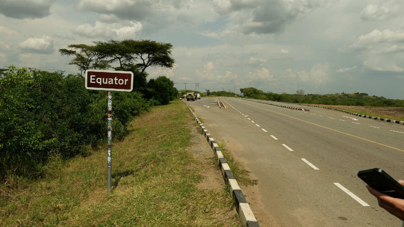 Equator traffic sign