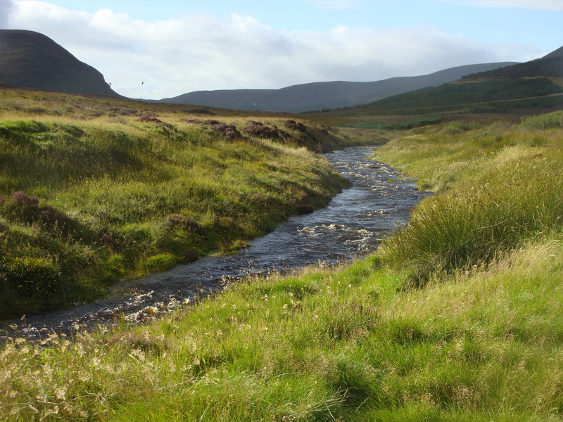 Golspie Burn flows by just south and west of 58N 04W.
