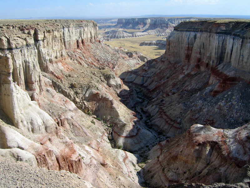 Coal Mine Canyon 300 meters north of confluence