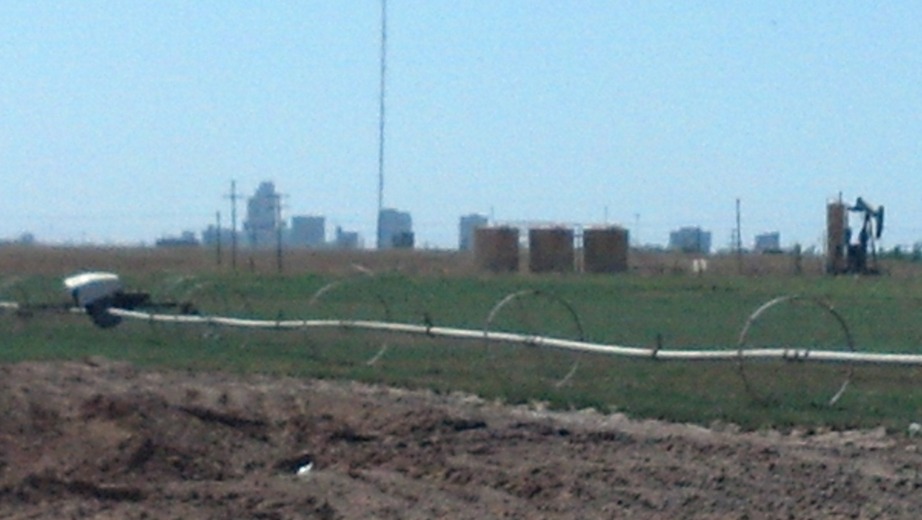 Zoomed in view of the Midland skyline from the confluence