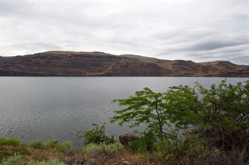 The confluence point is about 0.4 miles away, in the Columbia River