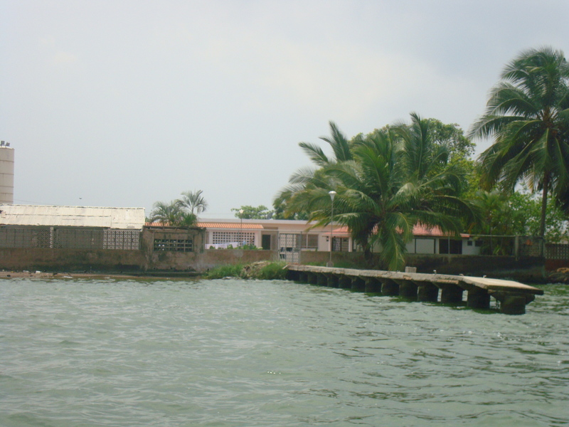 Muelle de Empresa Camaronera. Shrimp company doc