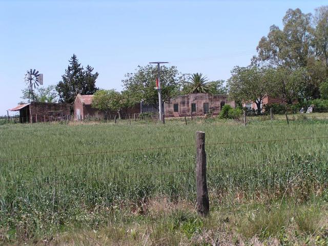 a small farm about 1.5 km East of the confluence