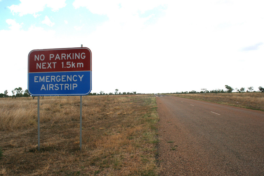 Road used as emergency airstrip for Flying Doctor
