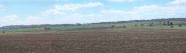 #1: The confluence point is out in the middle of this ploughed field