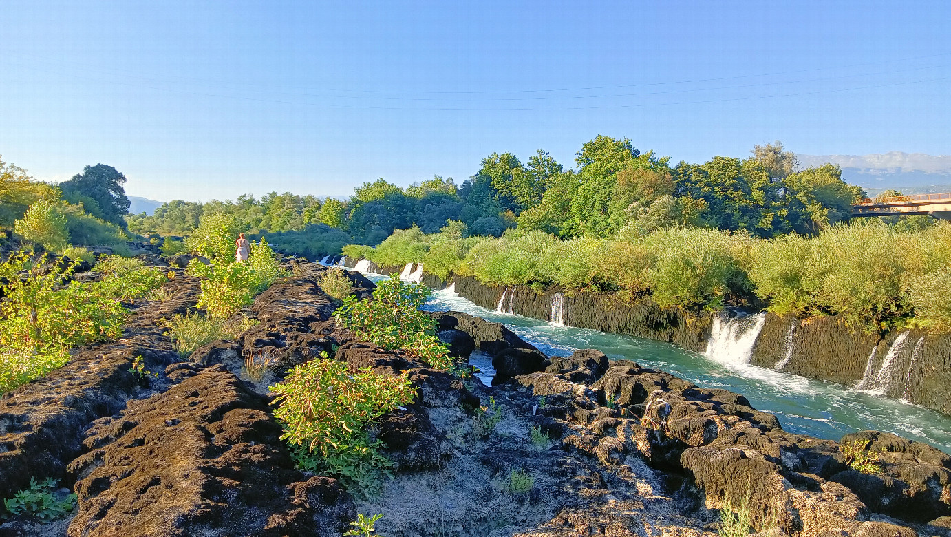 Buna watererfalls