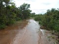 #2: ... e, logo adiante, a estrada virou um rio de água corrente - ... and, just ahead, the road became a river with running water