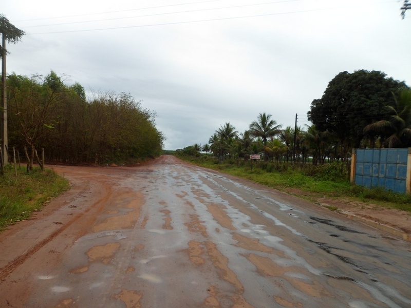 Início da estrada de terra - beginning of dirt road