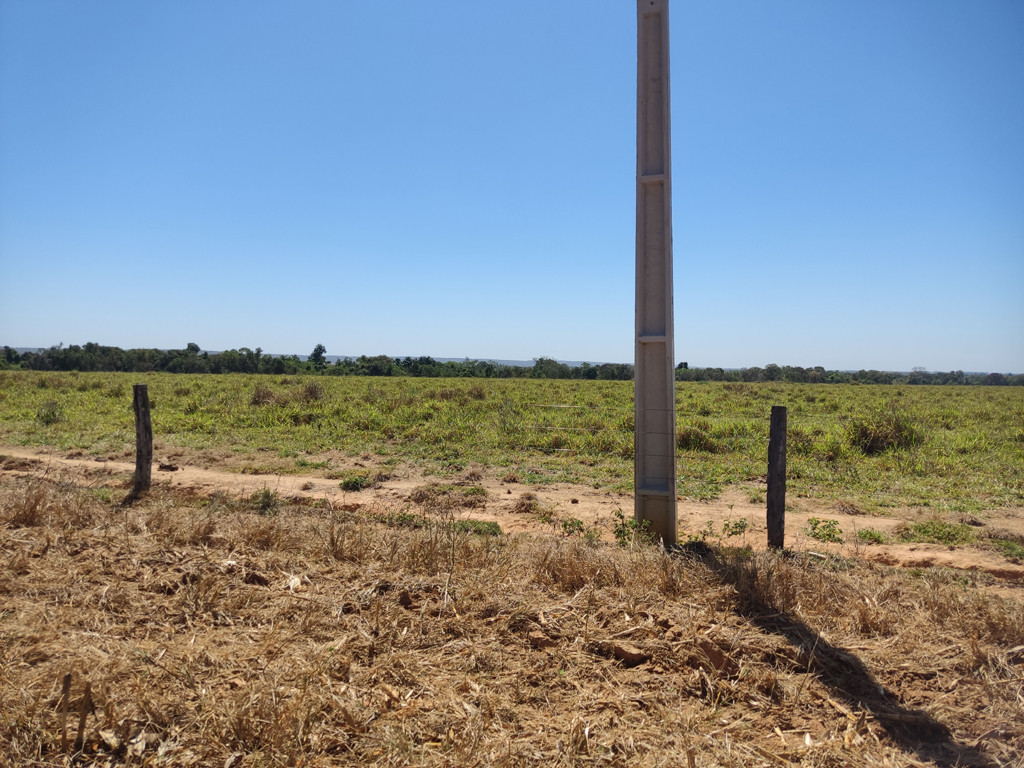 Confluência 800 metros adiante - confluence 800 meters ahead