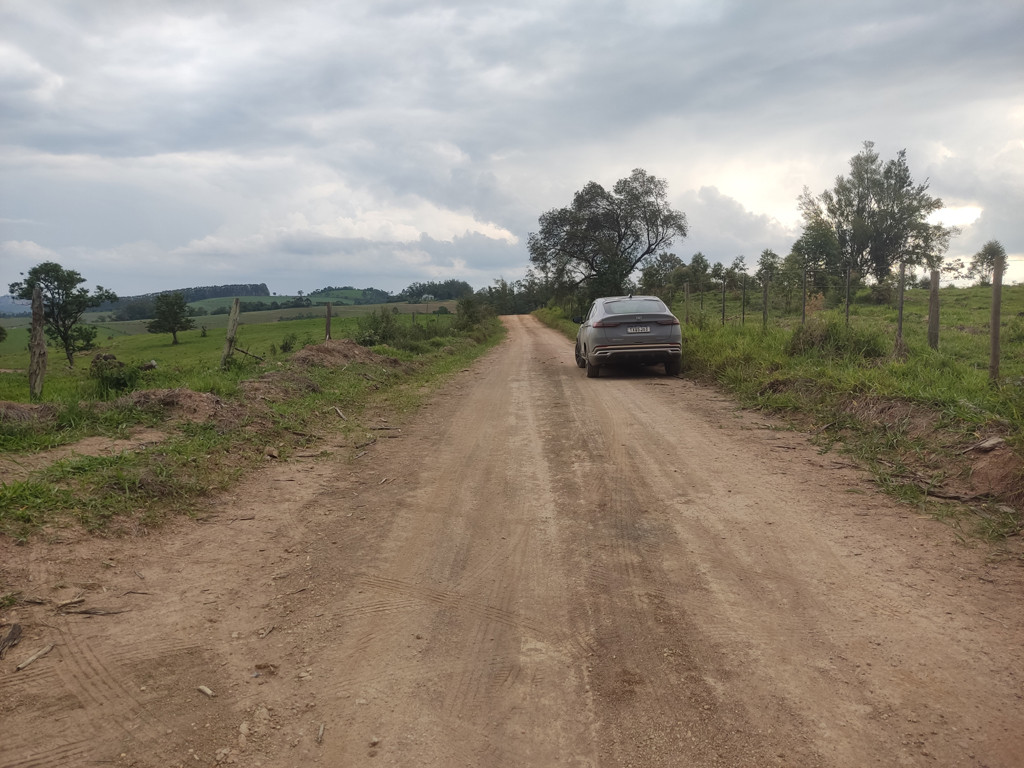 Parei o carro a 520 metros da conflu&ecirc;ncia - I stopped the car 520 meters to the confluence