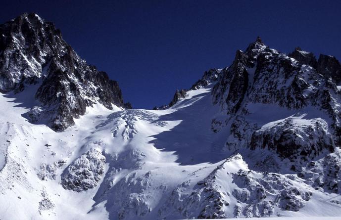 A steep climb to the Col de Chardonnet