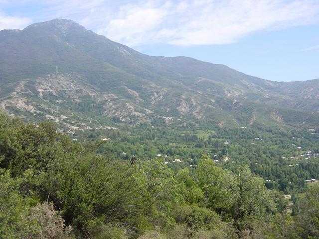 Caleu valley and La Campana Mountain (1,910 metres)