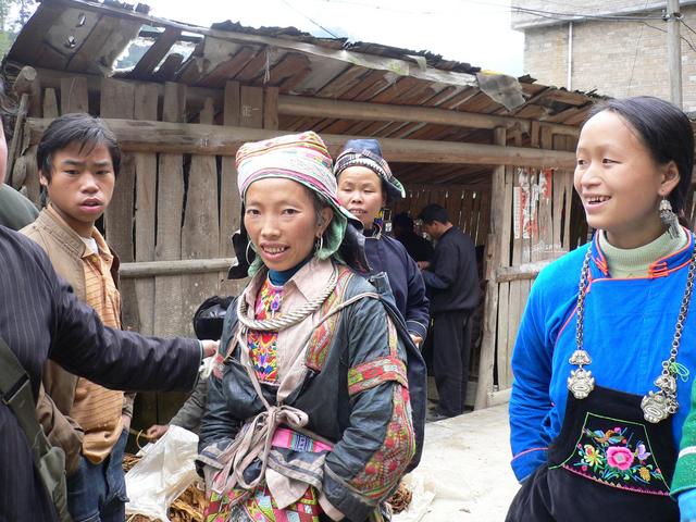 Buyi minority woman in Dayu Township.