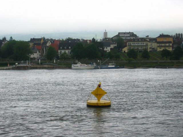 View back to Oestrich-Winkel while on the Ferry