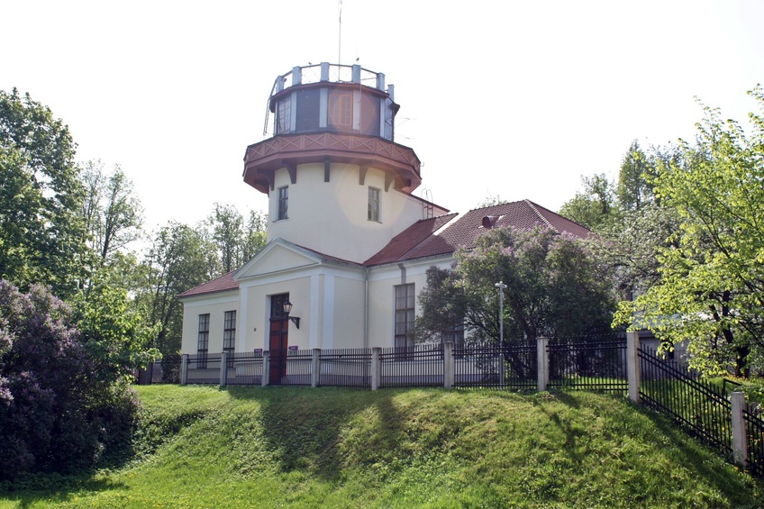 The general view to the old observatory / Общий вид старой обсерватории