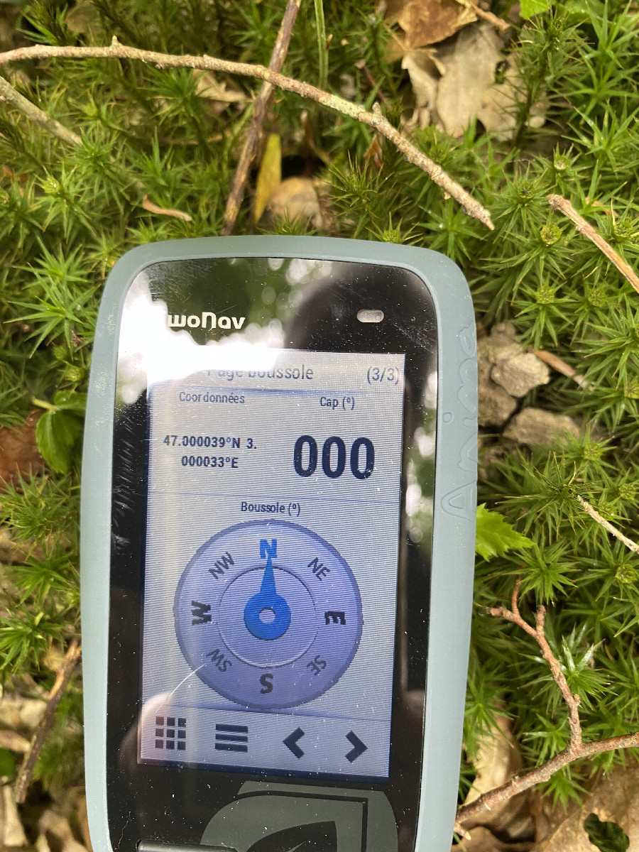 GPS receiver screen