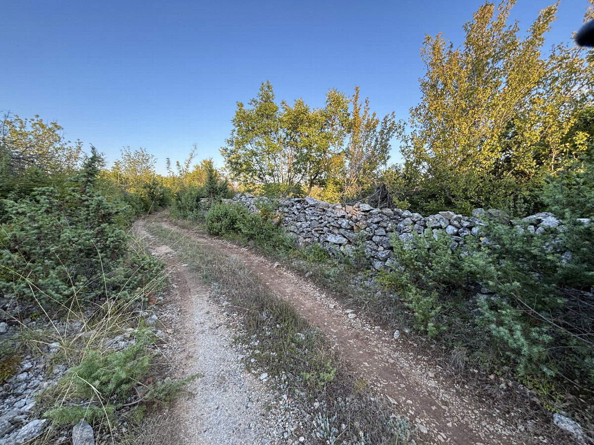 dry stone walls 