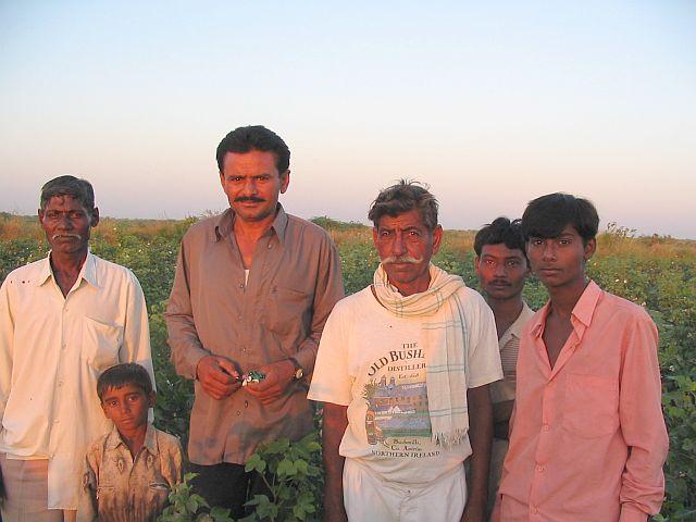 Farmers : Veruba, Kiran, Meguba (Owner), Mauji, Vijay and Suresh