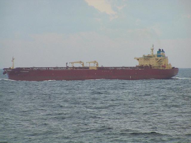 The Russian tanker “Krasnodar” is approaching Gela