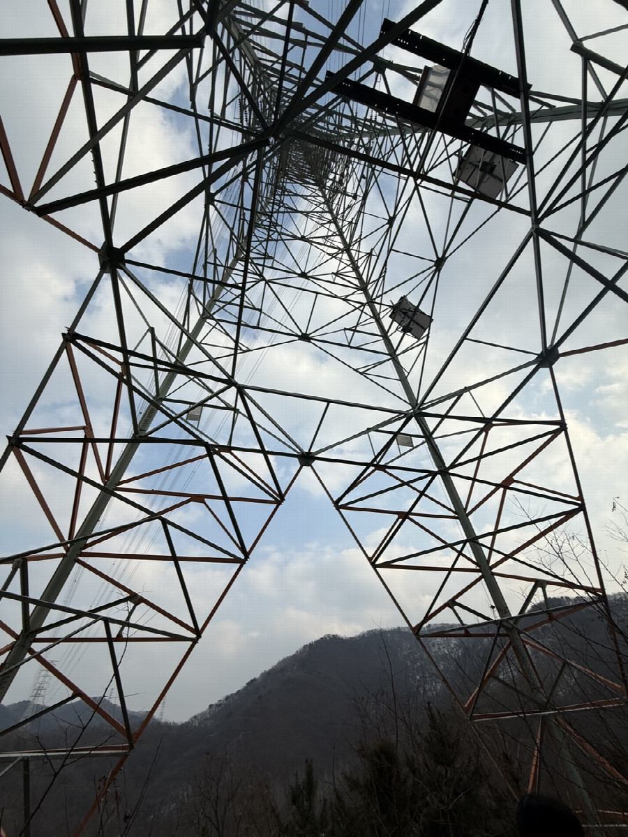 Transmission tower seen from below