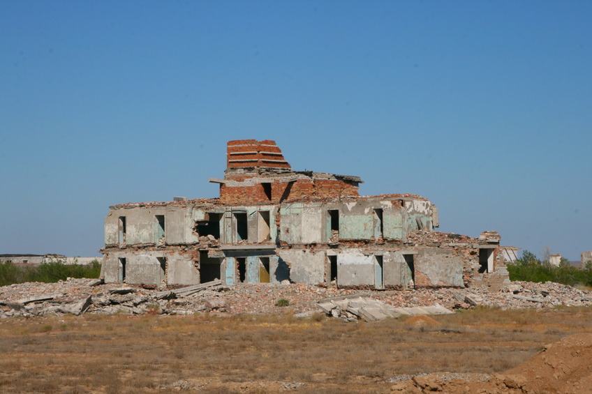 Destroyed buildings of Sary-Shagan Testside base #1